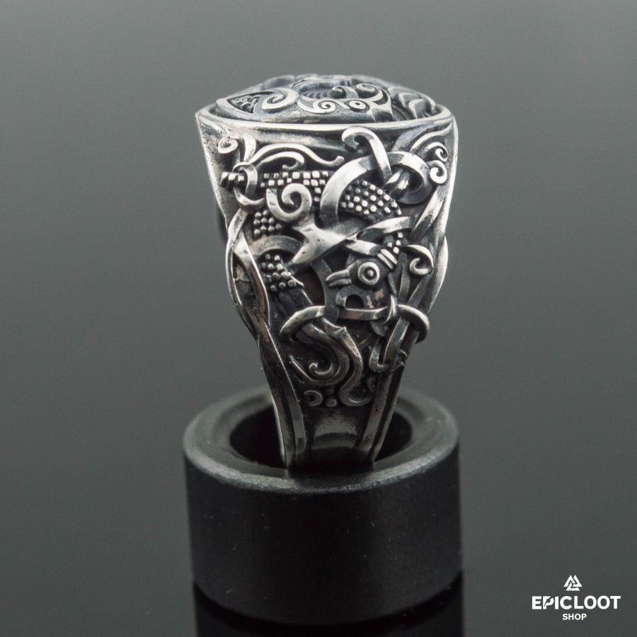 925 silver Raven Ring with Mammen Carving