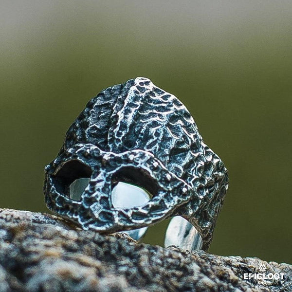 Anello Elmo Spangenhelm Rovinato In Argento 925
