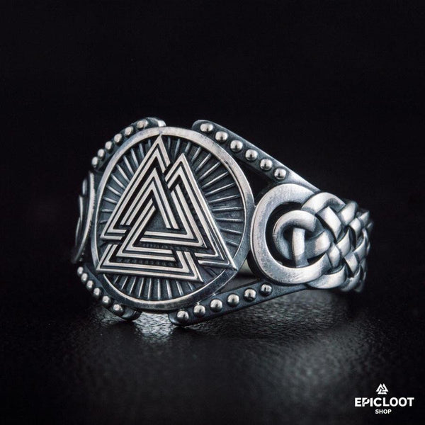 925 silver Valknut Symbol Viking Style - Handcrafted Viking Rings For Men - Close-up | Epic Loot Shop