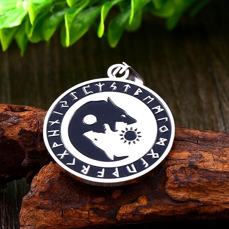 Hati wolf chase the sun pendant necklace