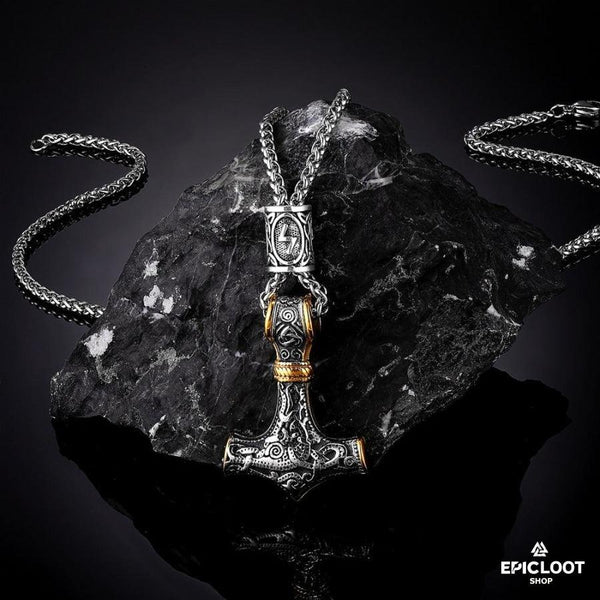 Thors Hammer Mjolnir mit Runenperle