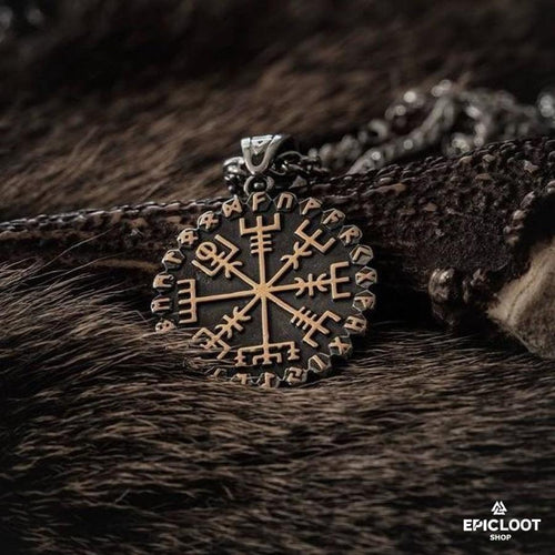 Vegvisir & Aegishjalmur 2 Sides Runic Necklace - Viking Necklace - Close-up | Epic Loot Shop